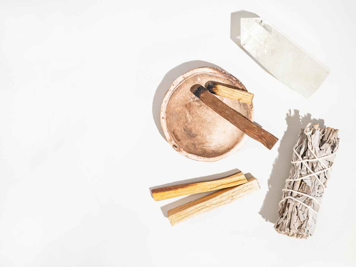 smoke cleansing tools and crystal