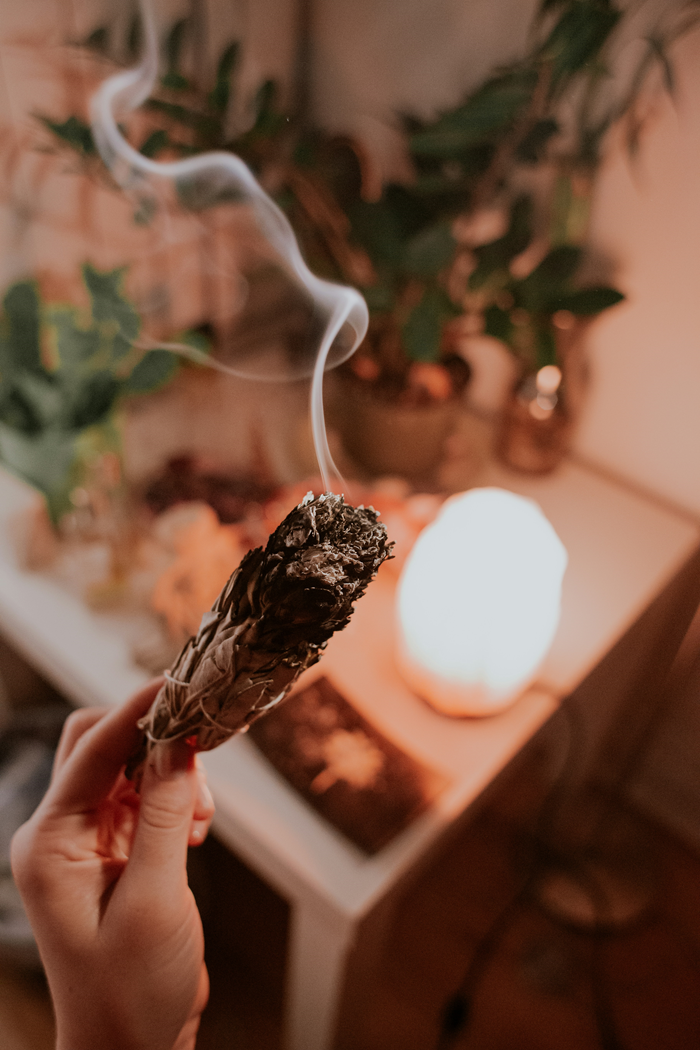 What time of day is best for smudging?