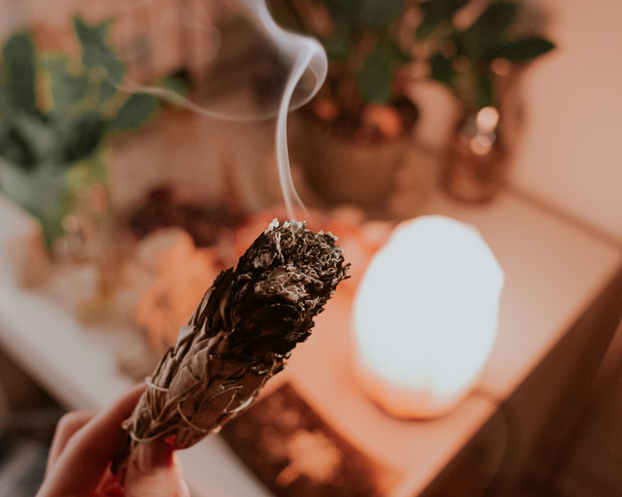 What time of day is best for smudging?