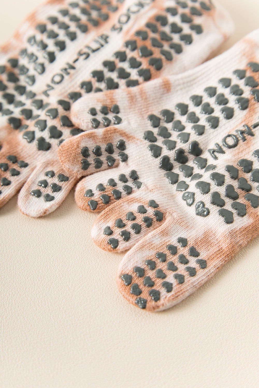 2 Pairs Light Green Tie-Dye Non-Slip Yoga Socks for Women - Five-Toe Cotton Blend Socks for Pilates and Indoor Sports