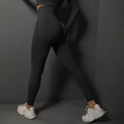 L Black Seamless Butt-Lifting Premium Yoga Leggings - High-Waist Peach Hip Workout Tights