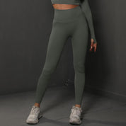 M Rose Red Seamless Butt-Lifting Premium Yoga Leggings - High-Waist Peach Hip Workout Tights