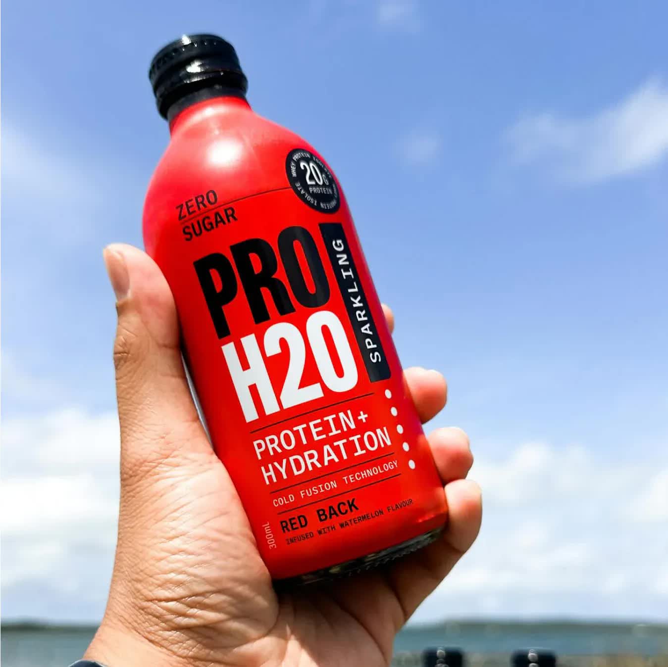 Premium PRO H20 Sparkling Water 20g Protein Hydration Drink Zero Sugar - Red Back