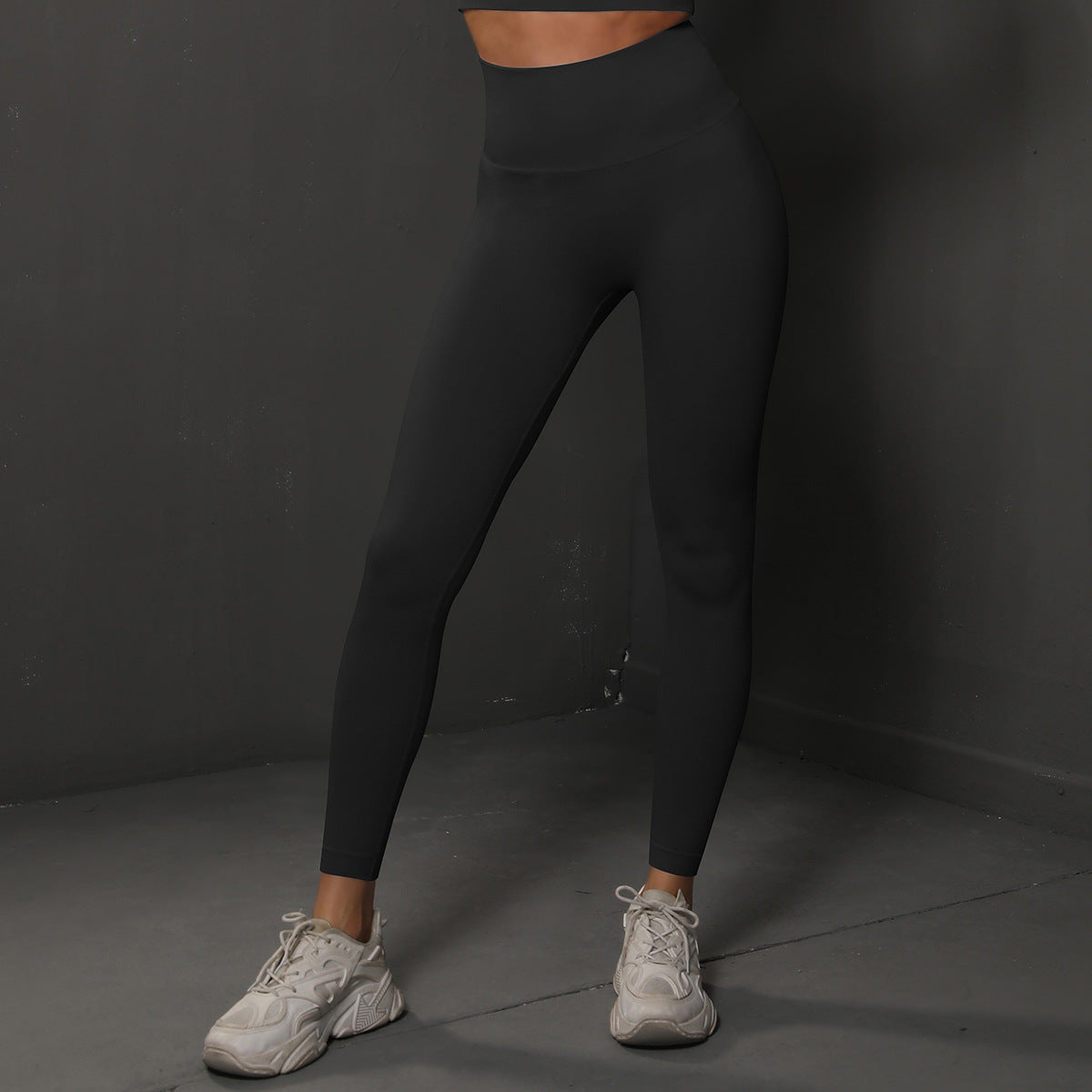size-l-black-seamless-high-waisted-premium-yoga-pants-for-women-lift-172.jpg
