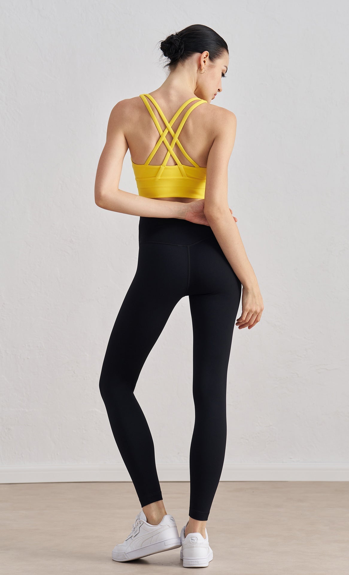 Size L Yellow Cross-Back Premium Yoga Sports Bra for Women - High Support & Shockproof Fitness Bra