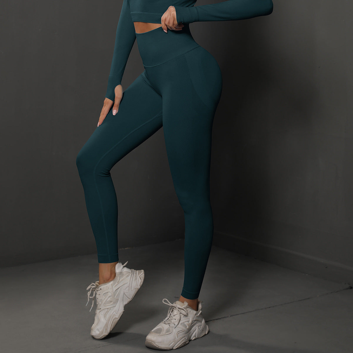 Size M Dark Green Seamless High-Waisted Premium Yoga Pants for Women - Lift Workout Leggings for Running, Gym, and Fitness