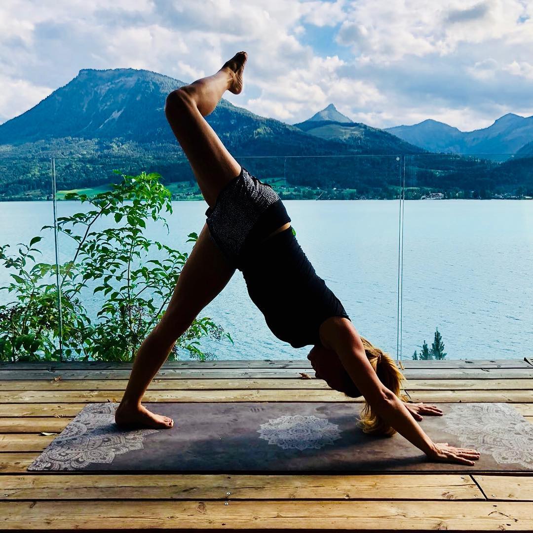 Yoga Design Lab Combo Yoga Mat 1.5mm Mandala Black - Sports & Fitness > Exercise Gym & Fitness > Yoga & Pilates