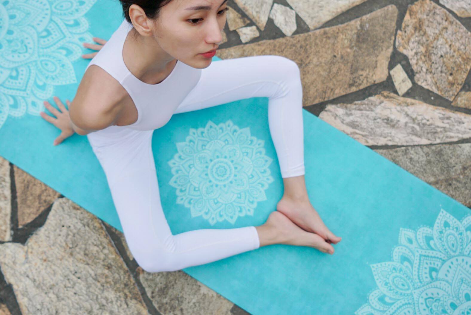 Yoga Design Lab Combo Yoga Mat 1.5mm Mandala Turquoise - Sports & Fitness > Exercise Gym & Fitness > Yoga & Pilates